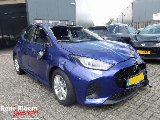 Mazda 2 1.5 Centre-Line Hybrid Automaat picture 2