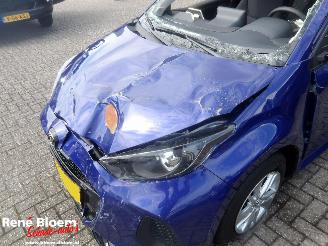Mazda 2 1.5 Centre-Line Hybrid Automaat picture 11