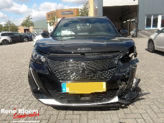 Peugeot 2008 1.2 Puretech Allure Pack picture 3