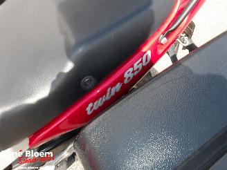 Yamaha TDM 850  picture 12
