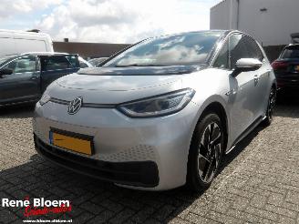 damaged passenger cars Volkswagen ID.3 Pro 58 kwh 2021/11