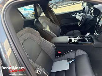Volvo V-60 2.0 T6 Plug-in-Hybrid AWD Plus Dark 253pk picture 12