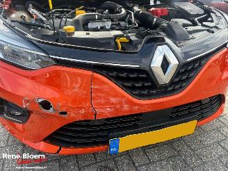 Renault Clio 1.0 TCe Intens 5drs picture 17