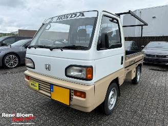 Coche accidentado Honda Acty pick-up 12 valve SDX 660 4WD 1990/2