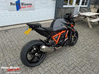 KTM  1390 SuperDuke picture 4