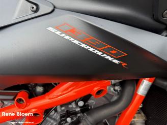KTM  1390 SuperDuke picture 13