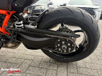 KTM  1390 SuperDuke picture 18