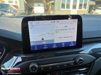 Ford Focus Wagon 1.0 Ecoboost Hybrid ST-Line X Business picture 17