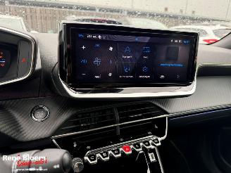 Peugeot e-2008 EV GT 54kWh picture 15