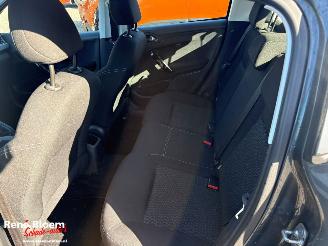 Peugeot 208 1.2 PureTech Active 82pk picture 12