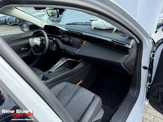 Peugeot e-308 Style EV 54kWh, 136pk picture 8