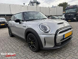 Mini Electric Camden Edition 33kWh picture 5