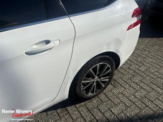 Peugeot 308 1.2 Puretech Premium Aut 131pk picture 16