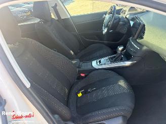 Peugeot 308 1.2 Puretech Premium Aut 131pk picture 9