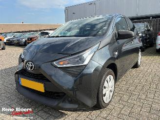Voiture accidenté Toyota Aygo 1.0 VVT-i x-fun 5-drs Airco 2020/3