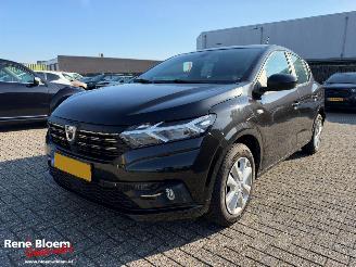 krockskadad bil auto Dacia Sandero 1.0 TCE 90 Comfort 2022/9