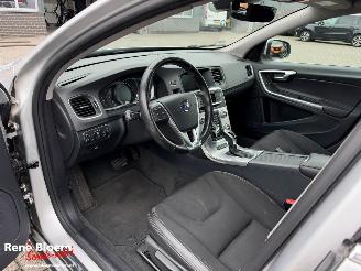 Volvo V-60 2.4 D5 Twin Engine Lease Edition picture 10