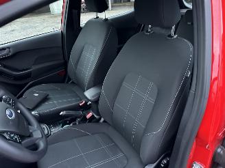 Ford Fiesta Gereserveerd 1.0 EcoBoost Turbo 94pk 6-bak - bwjr 2021 - Connected - airco - 34dkm nap - cruise - line assist - licht + regensensor - dab - bleutooth app picture 12