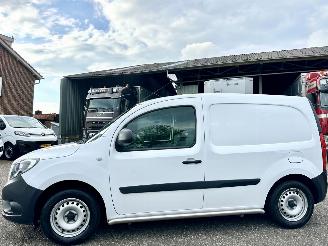 krockskadad bil bedrijf Mercedes Citan 108 CDI 75pk euro.6 BleuEfficiency - 61dkm nap - airco - bleutooth - aux - usb - klapdeuren + schuifdeur 2019/3