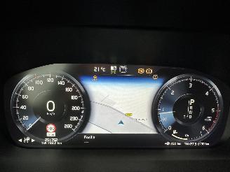 Volvo V-60 Gereserveerd Cross country 2.0 D4 190pk aut AWD Intro Ed - pano - bowers&wilkins - 360cam - stoelkoeling - stoelverw v+a - head up picture 25
