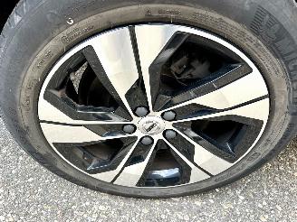 Volvo V-60 Gereserveerd Cross country 2.0 D4 190pk aut AWD Intro Ed - pano - bowers&wilkins - 360cam - stoelkoeling - stoelverw v+a - head up picture 111