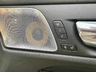 Volvo V-60 Gereserveerd Cross country 2.0 D4 190pk aut AWD Intro Ed - pano - bowers&wilkins - 360cam - stoelkoeling - stoelverw v+a - head up picture 68