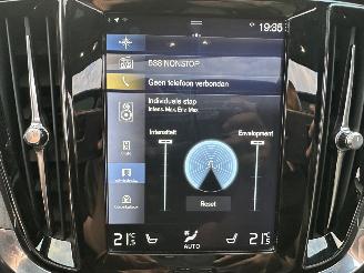 Volvo V-60 Gereserveerd Cross country 2.0 D4 190pk aut AWD Intro Ed - pano - bowers&wilkins - 360cam - stoelkoeling - stoelverw v+a - head up picture 48