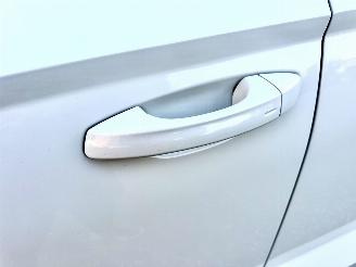Skoda Karoq 1.5 TSI ACT 150pk 7-Traps aut + F1 Sportline Bus - navi - camera - keyless - virtual - stuurverw - sfeerverl - kuipstoelen picture 8