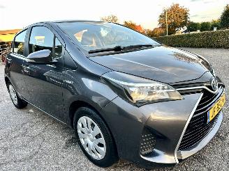 Toyota Yaris Gereserveerd 1.5 Hybrid 89pk automaat Aspiration 5drs - 52dkm nap - navi - camera - clima - cruise - facelift - rijdbaar picture 4