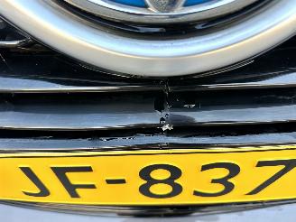 Toyota Yaris Gereserveerd 1.5 Hybrid 89pk automaat Aspiration 5drs - 52dkm nap - navi - camera - clima - cruise - facelift - rijdbaar picture 11