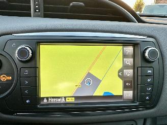 Toyota Yaris Gereserveerd 1.5 Hybrid 89pk automaat Aspiration 5drs - 52dkm nap - navi - camera - clima - cruise - facelift - rijdbaar picture 36