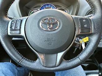 Toyota Yaris Gereserveerd 1.5 Hybrid 89pk automaat Aspiration 5drs - 52dkm nap - navi - camera - clima - cruise - facelift - rijdbaar picture 26