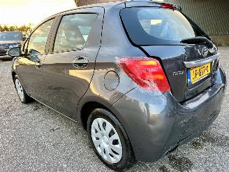 Toyota Yaris Gereserveerd 1.5 Hybrid 89pk automaat Aspiration 5drs - 52dkm nap - navi - camera - clima - cruise - facelift - rijdbaar picture 6