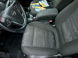 Opel Meriva 1.4 Turbo 120pk Berlin - nap - clima - cruise - navi - pdc v+a - trekh - licht + regens + dimmend binnenspiegel picture 36