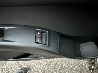 Opel Meriva 1.4 Turbo 120pk Berlin - nap - clima - cruise - navi - pdc v+a - trekh - licht + regens + dimmend binnenspiegel picture 37