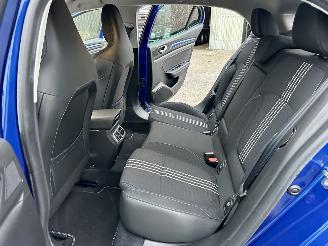 Renault Mégane 1.3 TCe Turbo 140pk 7-traps aut GT-Line - head up - bose - kuipstoelen - nav - cam - keyless - sfeerverl picture 23