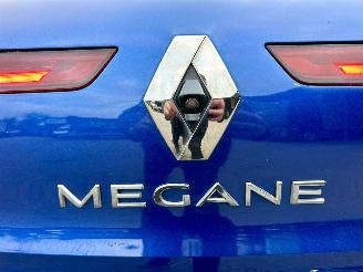 Renault Mégane 1.3 TCe Turbo 140pk 7-traps aut GT-Line - head up - bose - kuipstoelen - nav - cam - keyless - sfeerverl picture 123