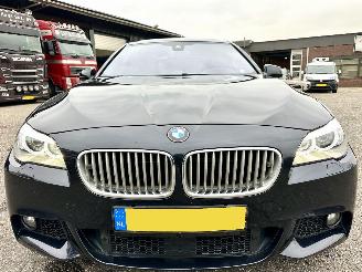 BMW 5-serie 550i 4.4 V8 TwinTurbo 408pk 8-traps aut M-Sport - nap - b&o - schuifdak - massage - softclose - tv schermen - 360cam picture 3