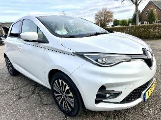 Renault Zoé R135 52kWh aut S.Limitee Riviera - 12dkm - leer - nav - cam - keyless - incl batterij - stuurverw - stoelverw picture 4
