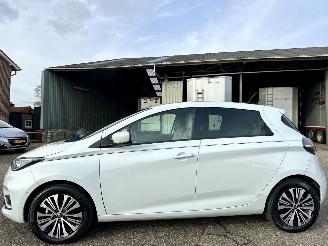 Unfallwagen Renault Zoé R135 52kWh aut S.Limitee Riviera - 12dkm - leer - nav - cam - keyless - incl batterij - Included battery 2020/12