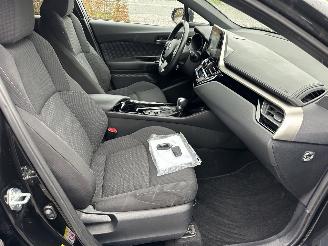 Toyota C-HR 1.8 Full Hybrid 148pk aut Energy - 42dkm nap - navi - camera - keyless entry + start - front + line assist picture 55