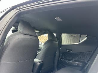 Toyota C-HR 1.8 Full Hybrid 148pk aut Energy - 42dkm nap - navi - camera - keyless entry + start - front + line assist picture 67