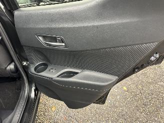 Toyota C-HR 1.8 Full Hybrid 148pk aut Energy - 42dkm nap - navi - camera - keyless entry + start - front + line assist picture 62