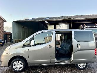 damaged passenger cars Nissan Evalia NV200 1.5 dCi 110pk 6-bak Acenta 7-persoons - nap - 1e eig - keyless entry + start - airco - cruise - privacy glass 2011/12