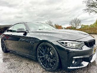 BMW 4-serie Gereserveerd Coupé 420i 184pk 8-Traps aut M-Sport - nap - head up - harman/kardon - schroefset - 20 inch - performance uitlaat picture 4