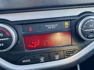 Kia Picanto 1.0 CVVT 69pk First Ed 5drs - 40dkm nap - 1e eig - clima - cruise - lmv - 4x elektr ram - aux - usb - led picture 40