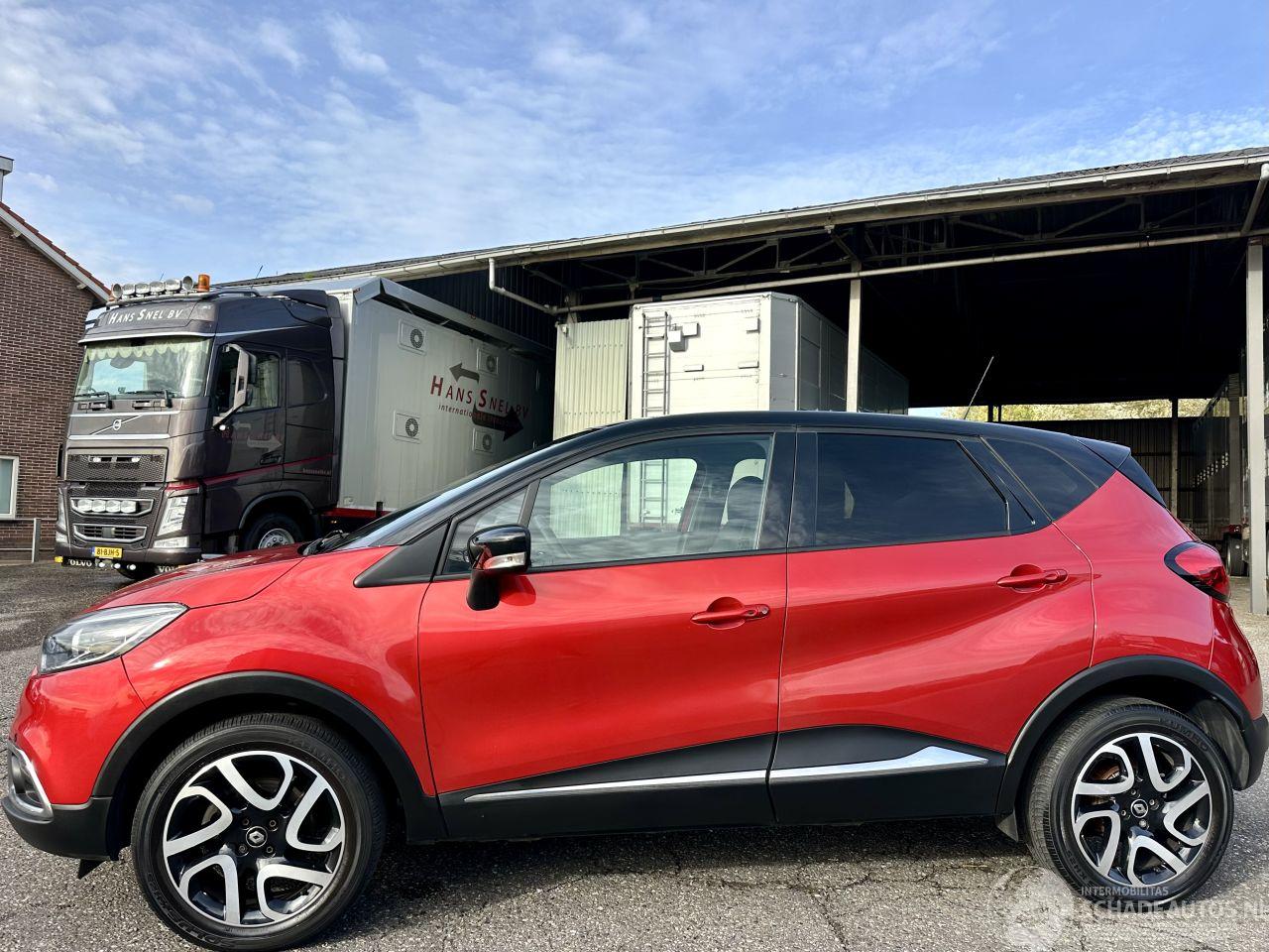 Renault Captur 1.2 TCe Turbo Xmod 120pk 6-traps aut - 84dkm nap - navi - cam - leer - stoelverw - keyless - pdc v+a