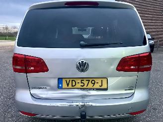 Volkswagen Touran VAN 1.6 TDI 105pk 7-Traps dsg aut Comf - nap - clima - cruise - trekh - lmv - privacy glass - luxe uitvoering picture 55