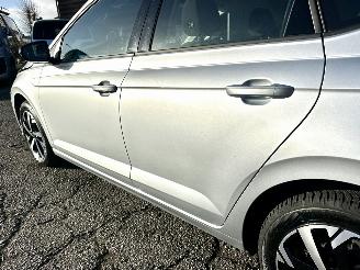 Volkswagen Polo 1.0 TSI 95pk Life 5drs - 76dkm nap - front + line assist - acc - pdc v+a - airco - cruise contr - lmv picture 60