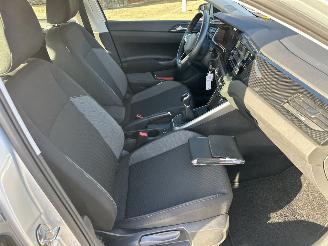 Volkswagen Polo 1.0 TSI 95pk Life 5drs - 76dkm nap - front + line assist - acc - pdc v+a - airco - cruise contr - lmv picture 34